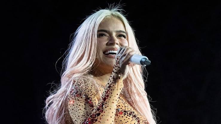 Karol G Surprises Fans with Spanish-English Bop