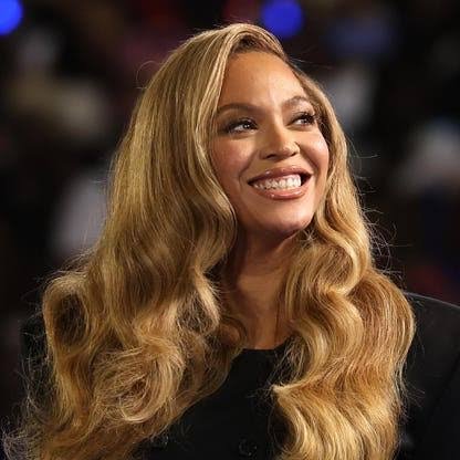 Beyoncé’s “Cowboy Carter” Tops Global Charts, Sparks Renaissance in Country‑Soul Fusion